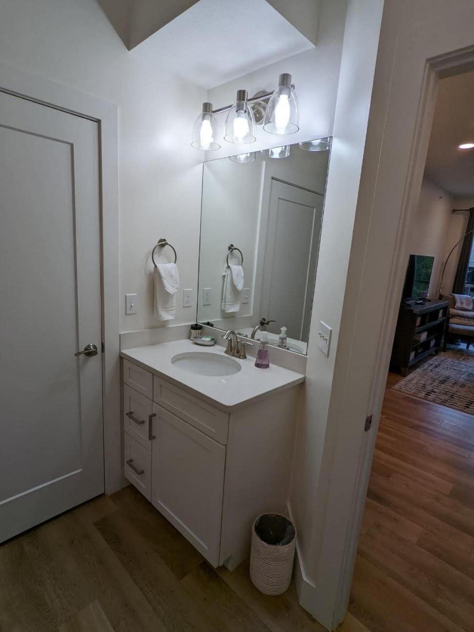 Location Location - Capri Condo 212 Traverse City Zewnętrze zdjęcie
